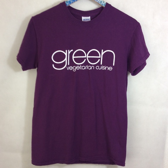 Vegetarians are Better Lovers Plum tee shirt S - Picture 3 of 5